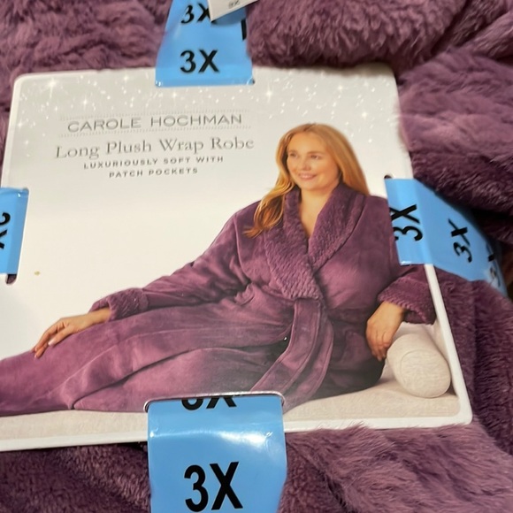 Midnight by Carole Hochman Other - - Woman’s Carole hochman  long plush wrap